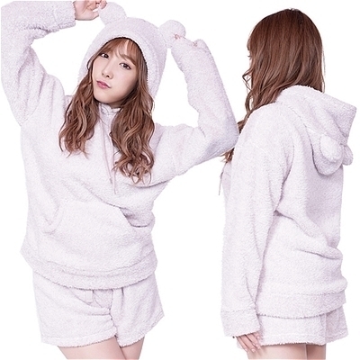 �X�E�B�[�c�x�A�[���[���E�G�A�[�i�R�X�`���[���j